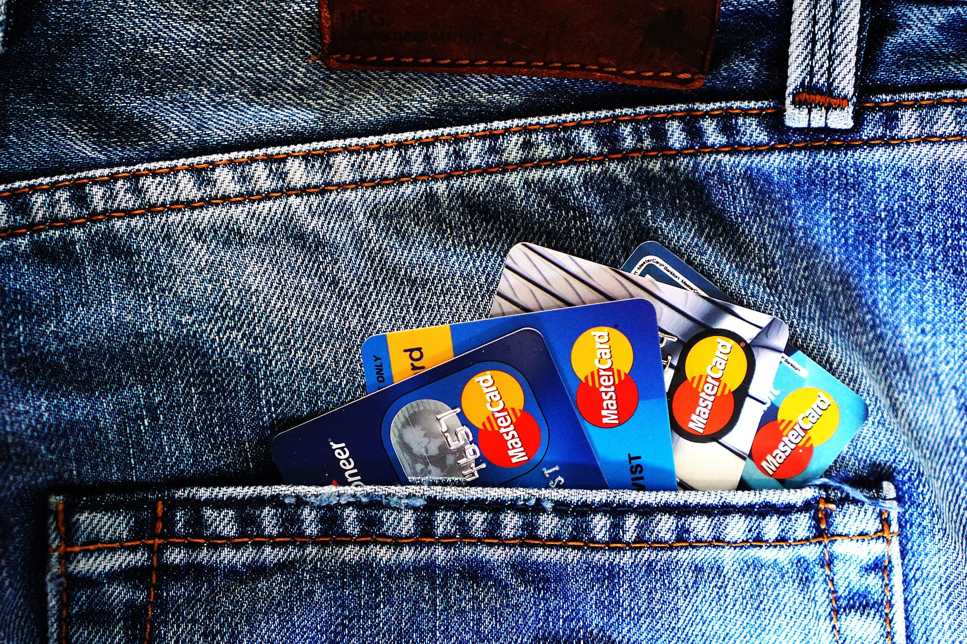 how-to-start-chipping-away-at-your-credit-card-debt-saverdaily